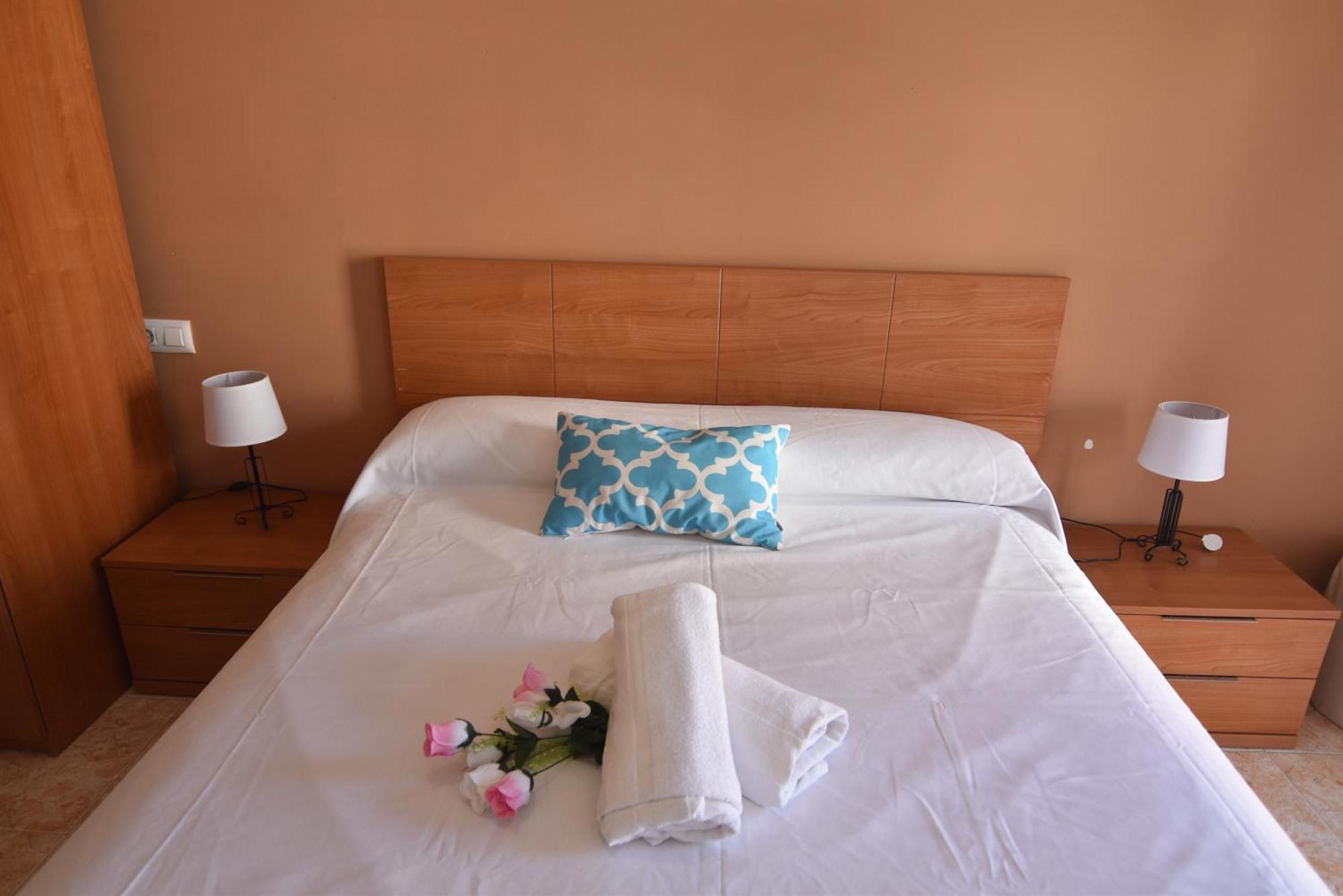 Rnet - Lluis Companys Roses Apartment Luaran gambar