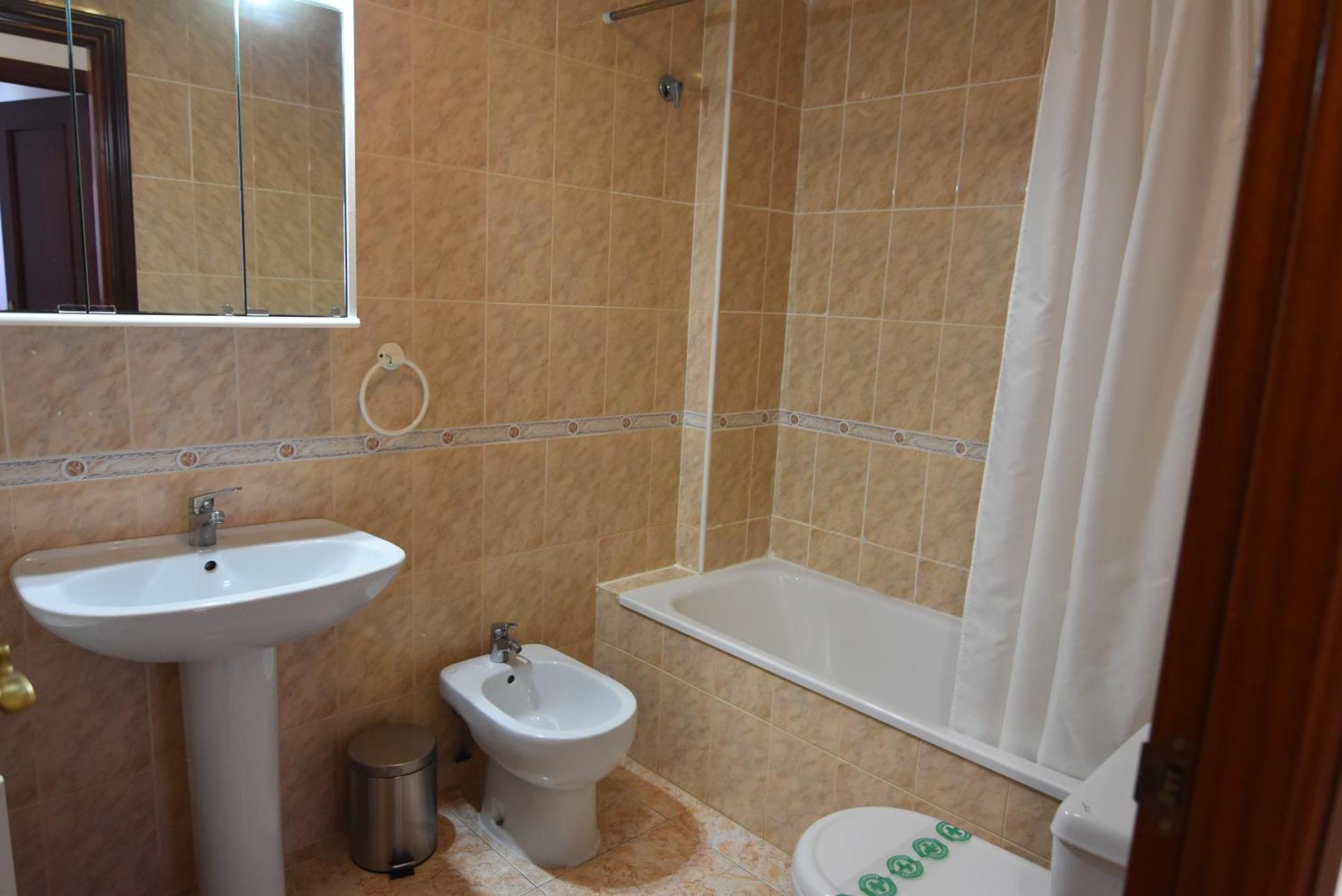 Rnet - Lluis Companys Roses Apartment Luaran gambar